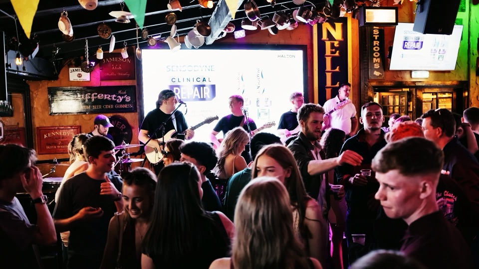 Cherri playing live to a full room